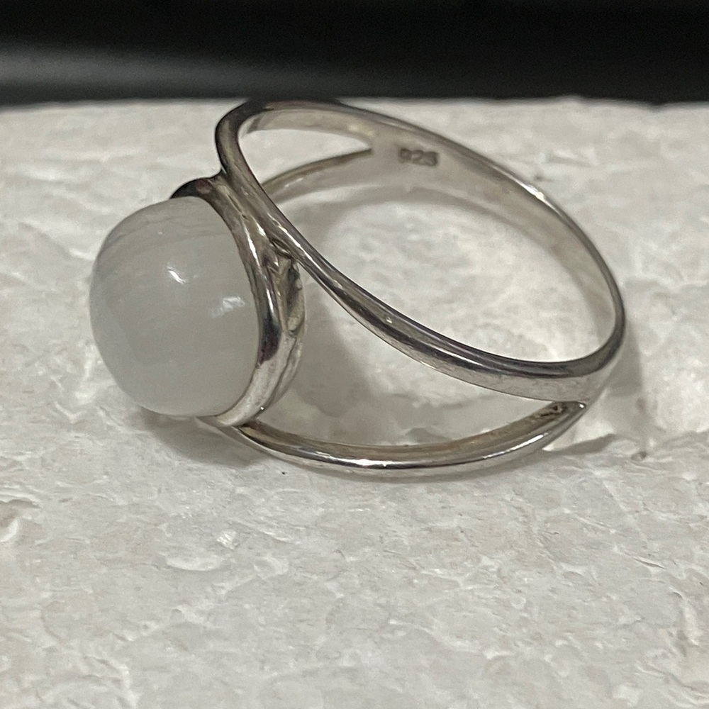 Sterling Silver Milky Quartz Ring Split Setting - image 8